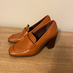 Franco Sarto Storey Heeled Loafers - size 8